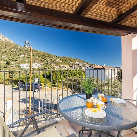 Ferienwohnung Bynos Pool - Primo Piano Santa Maria Navarrese Exterior foto