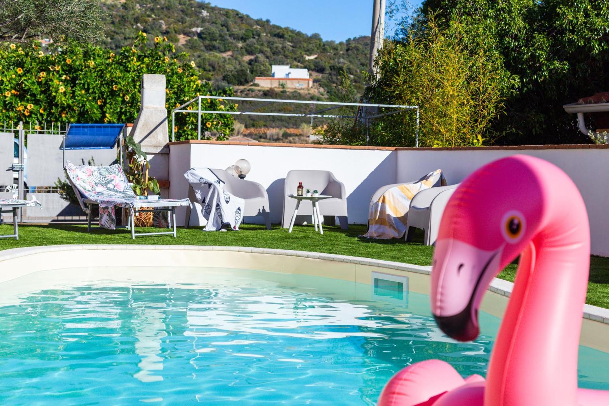 Ferienwohnung Bynos Pool - Primo Piano Santa Maria Navarrese Exterior foto